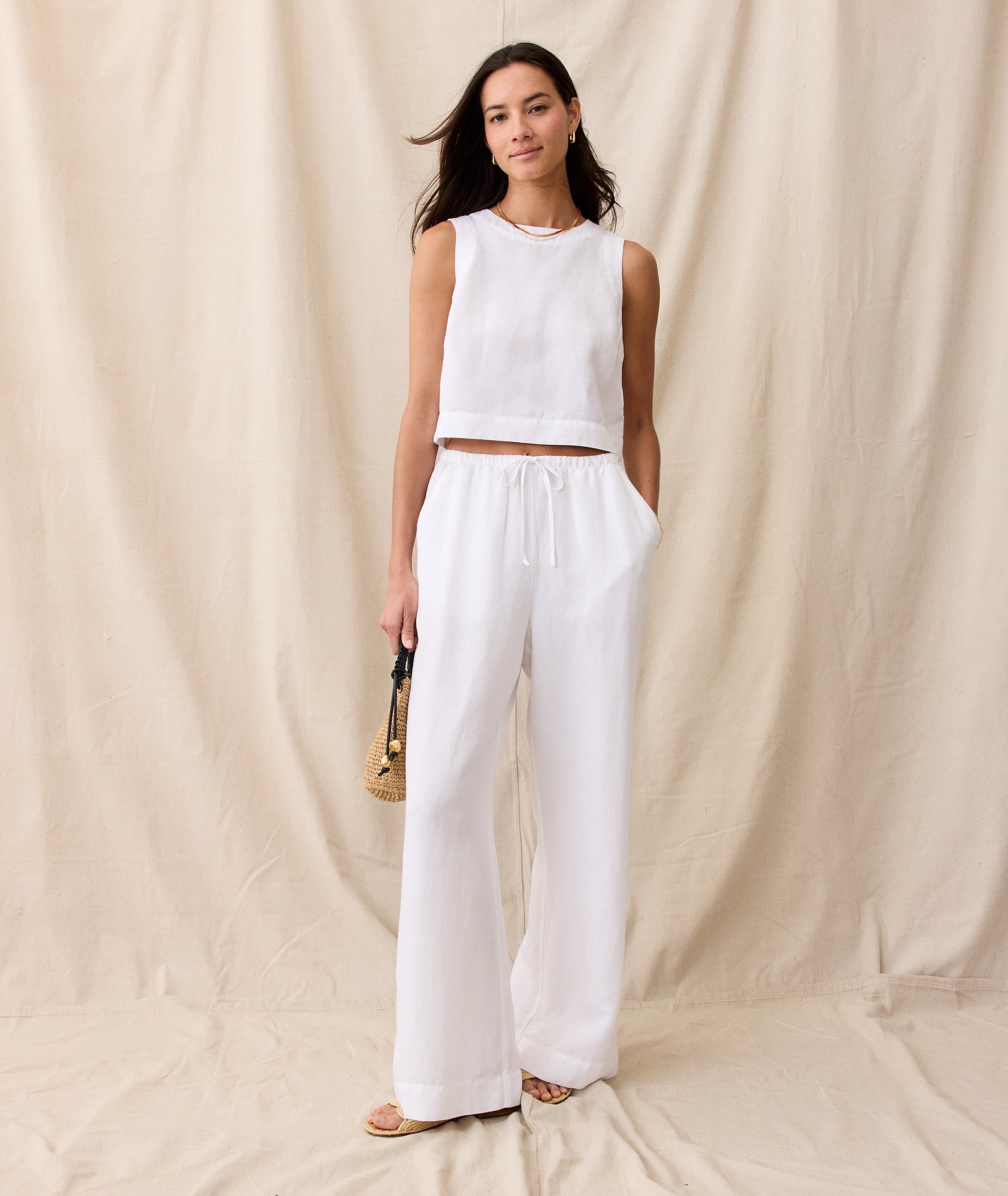 S1_W_19094_Quinn_Linen_Tank_White_S1_W_18954_Drawstring_Wide_Leg_Pant_Solid_Bright_White8561-Final-web